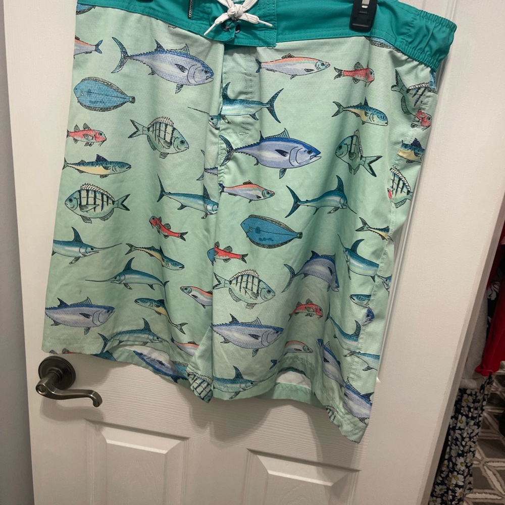 Playful Green Fish Pattern Board Shorts - Picture 5 of 15